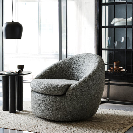 Pia Armchair