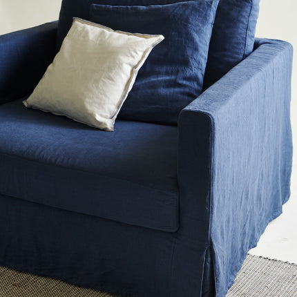 Cape Loveseat