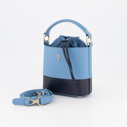 Noa Handbag & Shoulder Bag