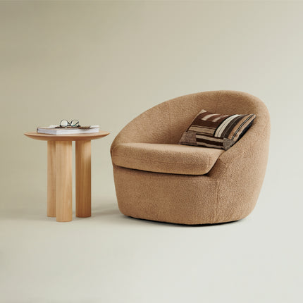 Pia Armchair