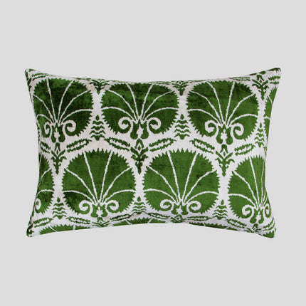 Funda de almohada Ikat de terciopelo de seda verde